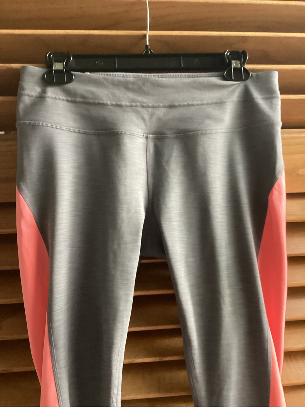 Athleta Gray Yoga Pants Capri Athletic Leggings Pink Turquoise Coral side Panels